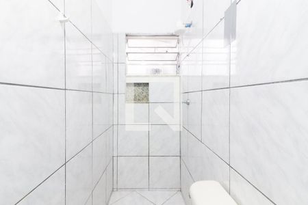 Banheiro de casa para alugar com 1 quarto, 70m² em Rio Pequeno, São Paulo