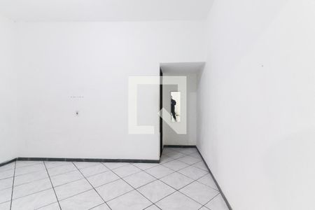 Quarto de casa para alugar com 1 quarto, 70m² em Rio Pequeno, São Paulo