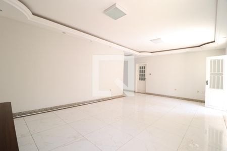 Sala de casa para alugar com 3 quartos, 220m² em Santa Mônica, Uberlândia