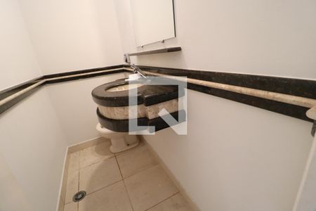 Lavabo de casa para alugar com 3 quartos, 220m² em Santa Mônica, Uberlândia
