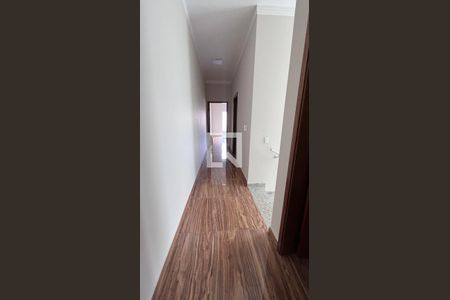Corredor de casa à venda com 3 quartos, 137m² em Parque Jambeiro, Campinas