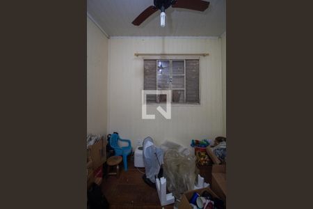 Quarto de casa à venda com 4 quartos, 180m² em Vila Nova, Porto Alegre