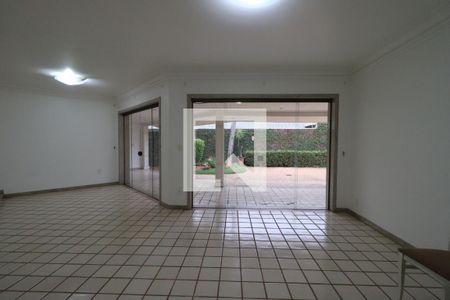 Sala de casa para alugar com 4 quartos, 610m² em Centro, Ribeirão Preto