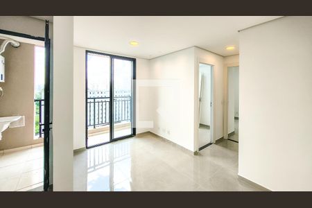 Sala de apartamento para alugar com 2 quartos, 40m² em Usina Piratininga, São Paulo