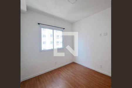 Quarto 1 de apartamento para alugar com 2 quartos, 44m² em Quitaúna, Osasco