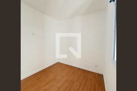 Quarto 2 de apartamento para alugar com 2 quartos, 44m² em Quitaúna, Osasco