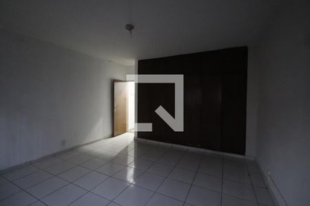Quarto 1 de casa para alugar com 2 quartos, 115m² em Penha de França, São Paulo