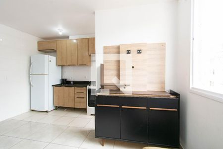 Sala de apartamento para alugar com 2 quartos, 70m² em Olaria, Canoas