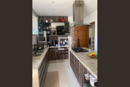 Foto 14 de casa à venda com 3 quartos, 178m² em Santo Antônio, Jundiaí