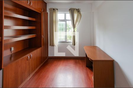 Quarto 1 de apartamento para alugar com 2 quartos, 60m² em Conjunto California, Belo Horizonte