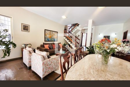 Sala de casa à venda com 5 quartos, 450m² em Cidade Universitária, Campinas