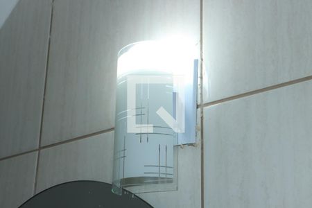 Lavabo de casa de condomínio para alugar com 2 quartos, 70m² em Cemucam, Cotia