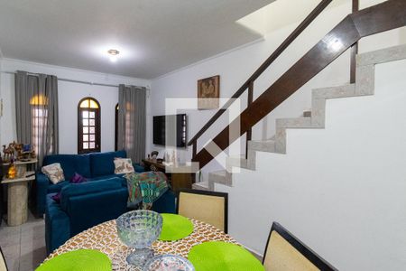 Casa à venda com 5 quartos, 163m² em Vila Campestre, São Paulo