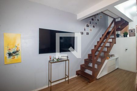 Sala de casa de condomínio à venda com 3 quartos, 87m² em Hípica, Porto Alegre