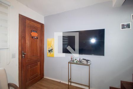 Sala de casa de condomínio à venda com 3 quartos, 87m² em Hípica, Porto Alegre