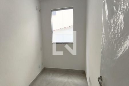 Casa à venda com 2 quartos, 112m² em Planalto, Belo Horizonte