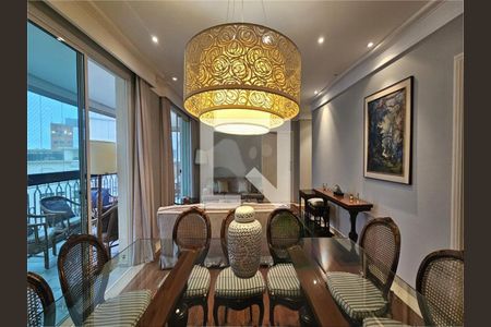 Apartamento à venda com 4 quartos, 237m² em Campo Belo, São Paulo