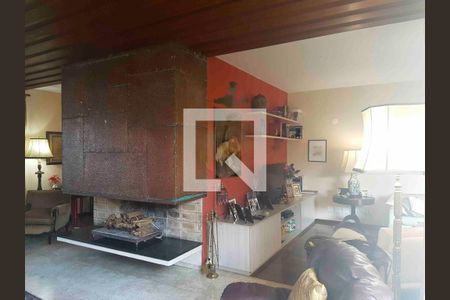 Casa à venda com 7 quartos, 800m² em Brooklin, São Paulo