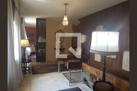 Casa à venda com 7 quartos, 800m² em Brooklin, São Paulo