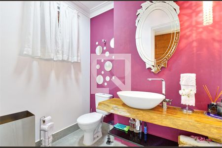 Casa à venda com 4 quartos, 351m² em Santo Amaro, São Paulo