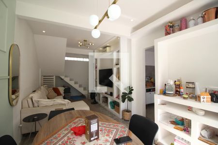 Sala de casa para alugar com 3 quartos, 100m² em Taquara, Rio de Janeiro