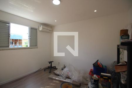 Quarto 1 de casa para alugar com 3 quartos, 100m² em Taquara, Rio de Janeiro