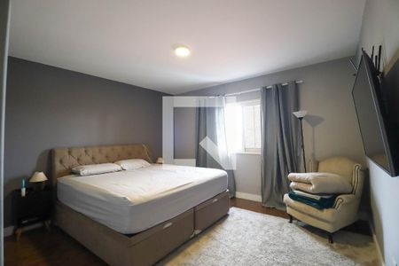 Casa à venda com 3 quartos, 215m² em Carandiru, São Paulo