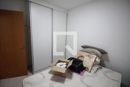 Quarto 2 de apartamento para alugar com 2 quartos, 48m² em Santa Helena (barreiro), Belo Horizonte