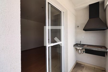 Sacada de apartamento à venda com 2 quartos, 54m² em Utinga, Santo André