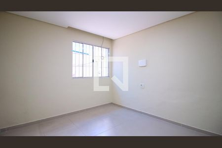 Quarto 2 de casa para alugar com 2 quartos, 62m² em Vila Macedopolis, São Paulo