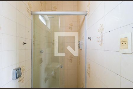 Banheiro da Suíte de casa para alugar com 2 quartos, 158m² em Alto do Pari, São Paulo