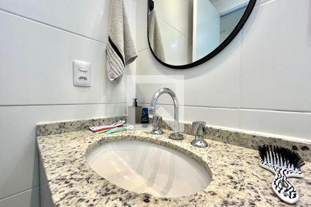 Banheiro de kitnet/studio à venda com 1 quarto, 25m² em Vila Guarani (zona Sul), São Paulo