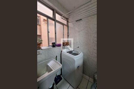 Área de Serviço de apartamento à venda com 2 quartos, 59m² em Santa Rosa, Niterói