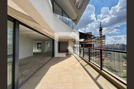 Varanda  de apartamento à venda com 4 quartos, 270m² em Chácara Santo Antônio (Zona Sul), São Paulo