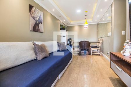 Sala  de apartamento à venda com 3 quartos, 76m² em Jardim Tupanci, Barueri