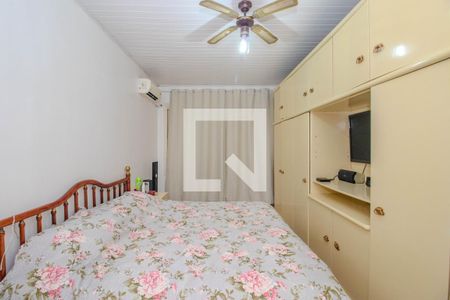 Quarto 1 de casa à venda com 2 quartos, 140m² em São João, Porto Alegre