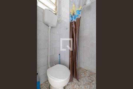 Banheiro de apartamento à venda com 1 quarto, 40m² em Conjunto Residencial José Bonifácio, São Paulo