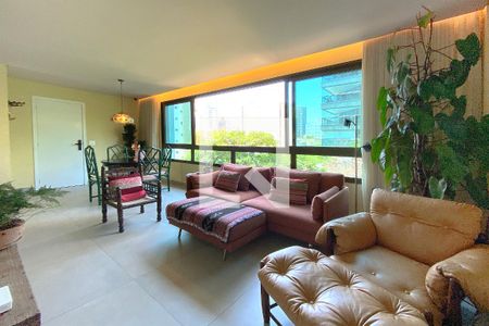 Apartamento à venda com 3 quartos, 87m² em Sion, Belo Horizonte