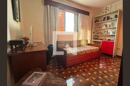 Foto 05 de casa à venda com 3 quartos, 220m² em Vila Canero, São Paulo