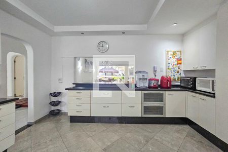 Cozinha de casa de condomínio para alugar com 5 quartos, 1000m² em Jardim Acapulco, Guarujá
