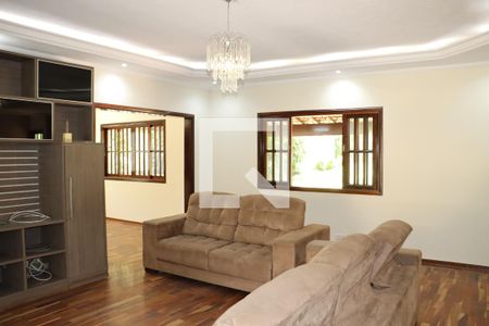 Sala de casa de condomínio para alugar com 5 quartos, 330m² em Jardim Indaia, Embu das Artes