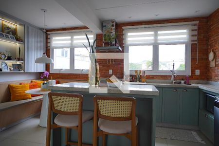 Cozinha de apartamento à venda com 2 quartos, 132m² em Cristal, Porto Alegre