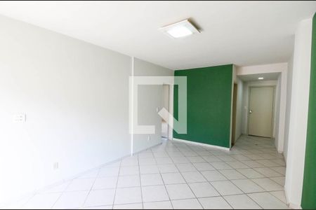 Sala de apartamento para alugar com 2 quartos, 70m² em Vila Isabel, Rio de Janeiro