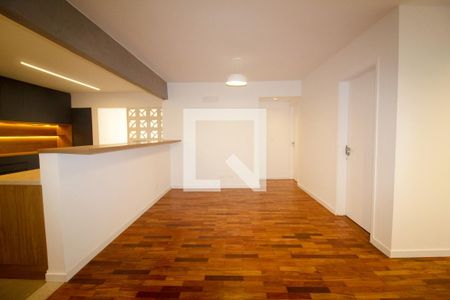 Apartamento à venda com 2 quartos, 96m² em Vila Madalena, São Paulo