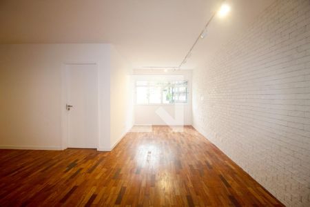 Apartamento à venda com 2 quartos, 96m² em Vila Madalena, São Paulo