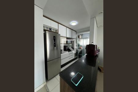 Cozinha de apartamento à venda com 2 quartos, 65m² em Vila Piratininga, São Paulo