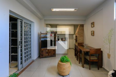 Casa à venda com 2 quartos, 492m² em Cidade dos Bandeirantes, São Paulo