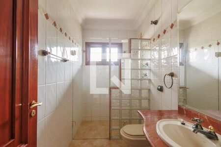 Banheiro 1 de casa de condomínio para alugar com 5 quartos, 300m² em Jardim das Nações, Taubaté