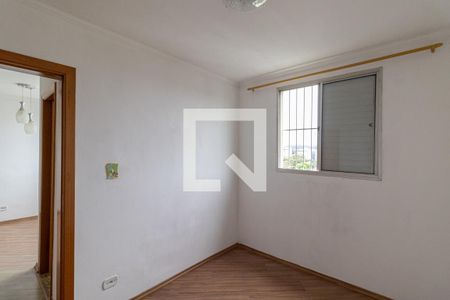 Quarto 2 de apartamento para alugar com 2 quartos, 50m² em Vila Silvia, São Paulo