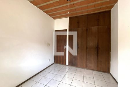 Quarto 1 de casa à venda com 4 quartos, 392m² em Floresta, Belo Horizonte